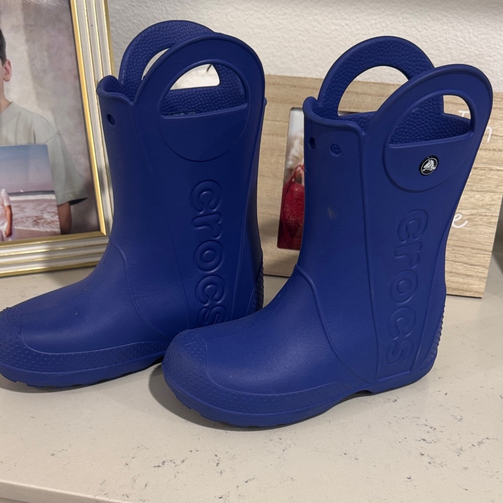 CROCS Kids Vibrant Blue Rain Boots